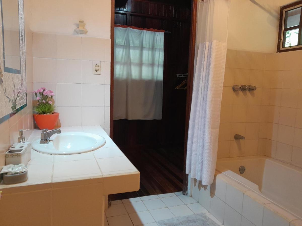 Casas Guaney, Full Furnished Studios! Manuel Antonio Eksteriør bilde